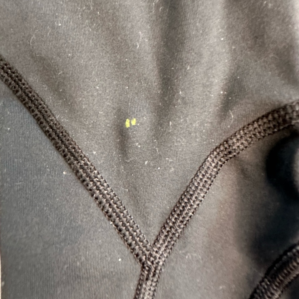 Lululemon Black Crop Leggings with Zip Pocket – Size 4, Mid-Rise Activewear - Picture 7 of 11